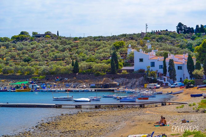 The Dalí Triangle & Cadaqués Day Trip From Girona - Meeting Point and Pickup