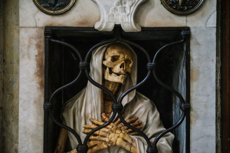 The Dark Side of Rome: St Sebastiano and Callisto Catacombs - Itinerary Details