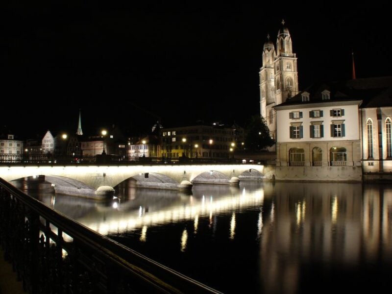 The Dark Side of Zurich: Self-Guided Audio City Tour - Audio Guide and Tour Features