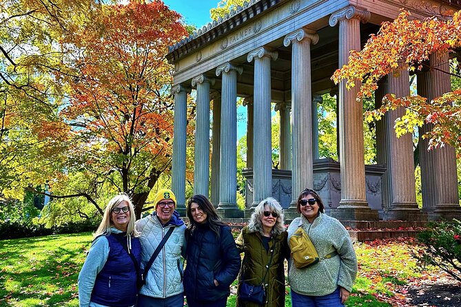 The Deep Pockets Of Graceland Cemetery Walking Tour - Meeting Point and Parking