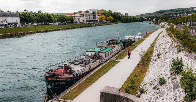 The Doors of Champagne: Private Guided Tour - Tour Experience