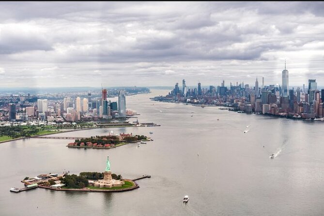 The Empire Helicopter Tour of New York - Photo Opportunities