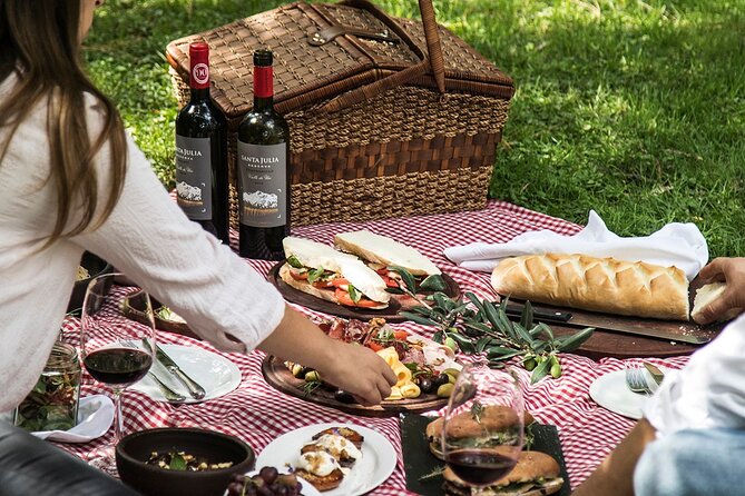 The Enemy Tasting + Lunch in Santa Julia De Zuccardi - Dining at Casa Del Visitante