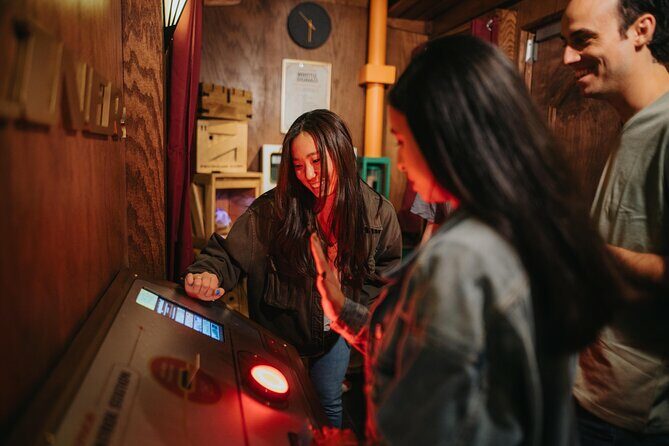 The Escape Game in Downtown Seattle - The Themed Rooms and Puzzles
