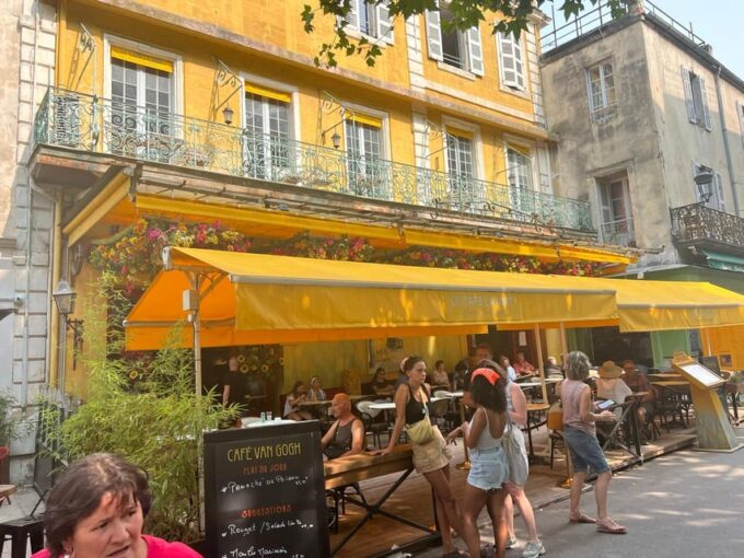 The Essence of Provence : Avignon, St Rémy, Les Baux, Arles - Frequently Asked Questions