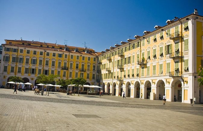The Essentials of Nice by Electric Scooter in 1 Hour and 30 Minutes - Key Points