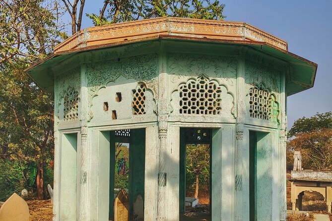 The European Agra Tour - Meeting and Pickup