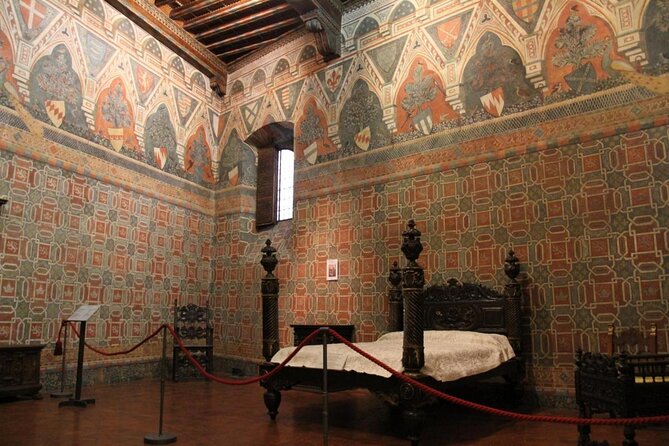 The Florentine House of the 14TH Century: 1 Hour Tour in the Renaissance Life - Accessibility and Cancellation Information