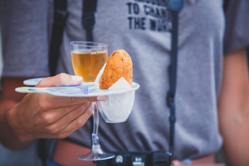 The Food Tour by Tuk Tuk: Secrets and Flavors of Lisbon - Neighborhood Exploration