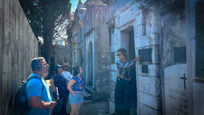 The Funny Cemetery Audio Tour That Historians Will Hate - Engaging Storytelling Approach