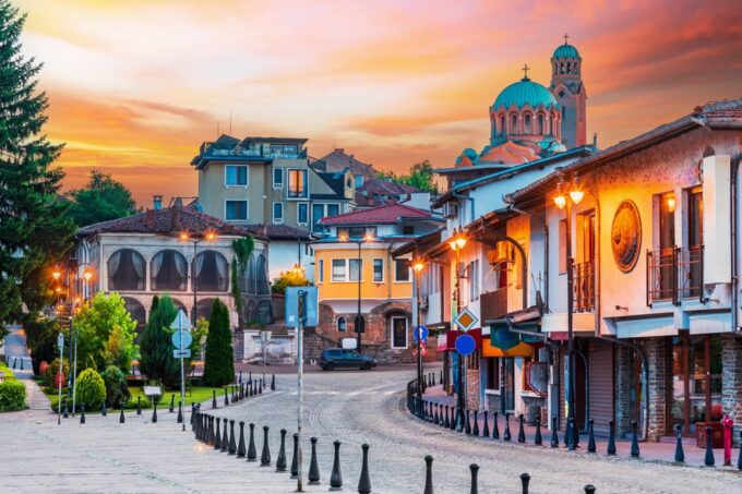 The Gate of Balkans -2 Countries in 3 Days Trip - Balchik Castle and Botanical Garden