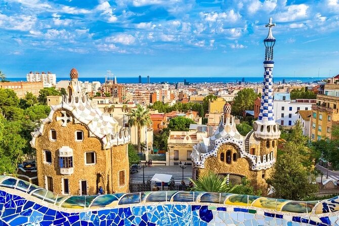 The Gaudi Tour (Small Group): Sagrada Familia & Park Guell - Guided Tour Experiences