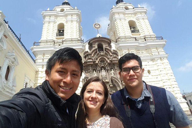 The Golden Tour In Lima - Personalized Pickup Experience