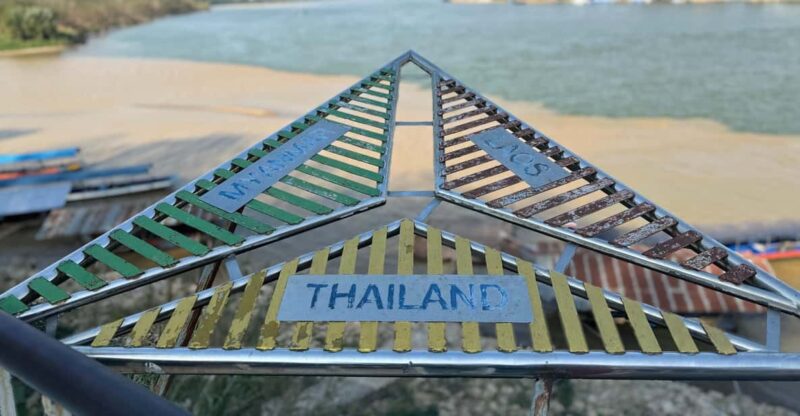 The Golden Triangle & MaeKhong Boat Trip - Private Tour - Pickup and Dropoff