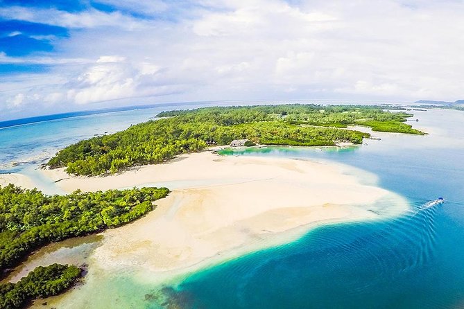 The Gorgeous Ile Aux Cerf: Speed Boat,Grse,Parasailing,Undersea Walk,Tube Riding - Customer Feedback