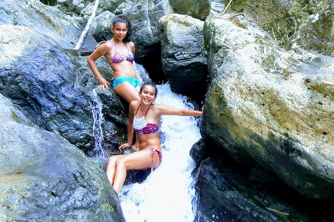 The Grand Circle ISLAND Tour 12 Hour VIP ALL INCLUSIVE by ISLAND GIRL TOURS - Tour Overview and Features