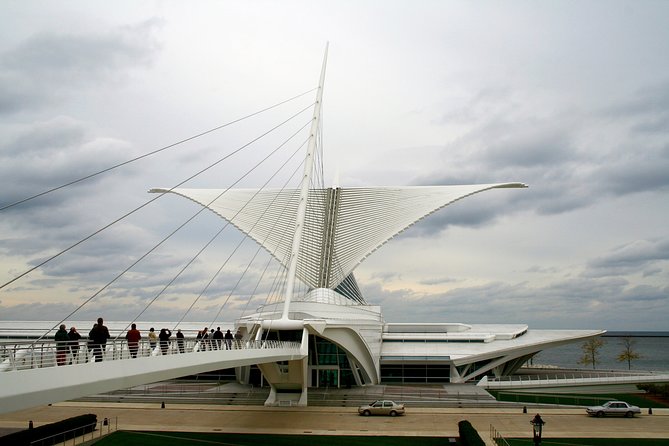 The Grand Walk: a Self-Guided Audio Tour Through Milwaukee - Key Points