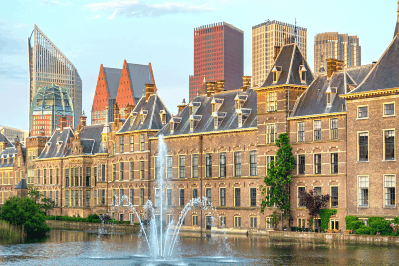 The Hague: App Guided Tour With Puzzles - Flexible Tour Structure