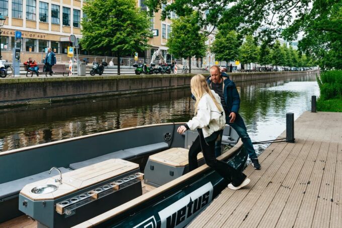 The Hague: City Canal Cruise - Booking and Cancellation