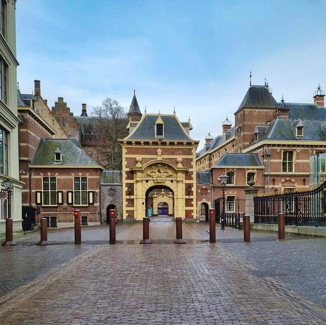 The Hague: City Walking Tour - Experience Highlights