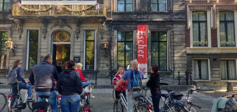 The Hague: Highlights Bike Tour - Guided Tour Details