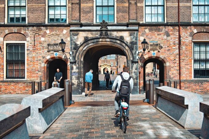 The Hague: Highlights Bike Tour - Tour Duration and Price
