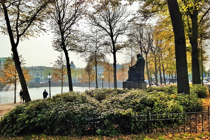 The Hague Highlights Small-Group Walking Tour With Local Guide - Customer Feedback and Reviews
