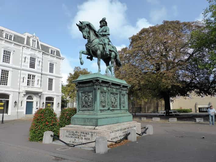The Hague - Old Town Private Walking Tour - Key Landmarks and Highlights