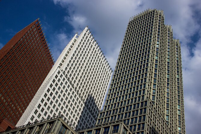 The Hague Private Walking Tour With A Professional Guide - Hague as the Unofficial Capital