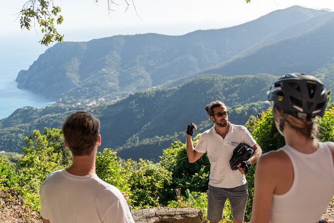 The Heart of the 5 Terre: Monterosso and National Park Ebike Tour - Tour Experience
