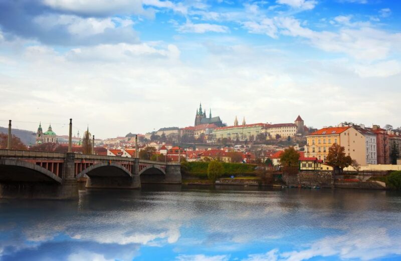 The Historical Prague With Tasting Food and Wine - Itinerary Highlights