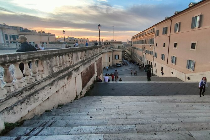 The History of Power in Modern Rome: A Self-Guided Audio Tour - The Grandeur of the Pantheon