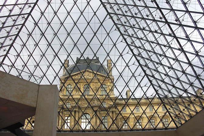 The History of Wine at the Louvre Museum + Wine Tasting - Discovering the Louvre Cellars