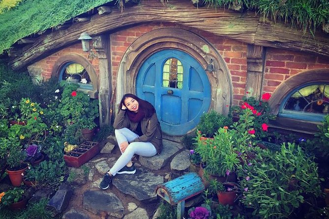 The Hobbiton Movie Set Small-Group Guided Tour From Auckland - Pickup and Meeting Points