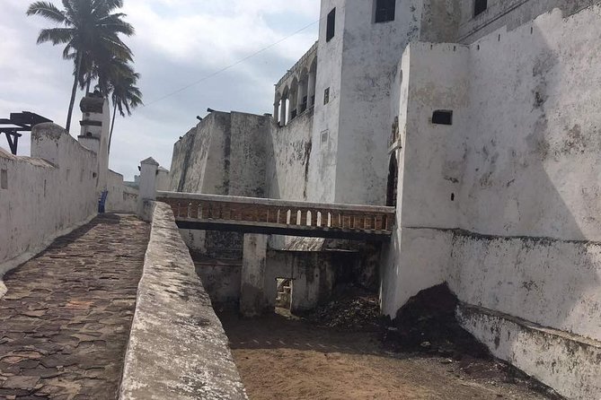 The Homecoming Experience To Cape-coast And Elmina. - Unraveling Elmina Castles History