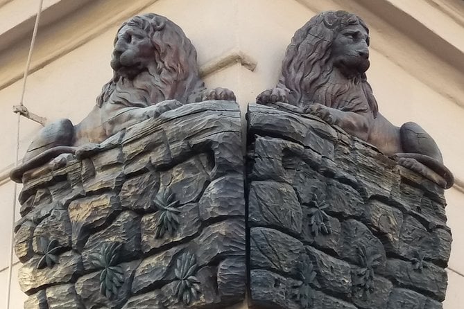 The House Signs of Old Prague: A Self-Guided Audio Tour - Exploring Old Prague