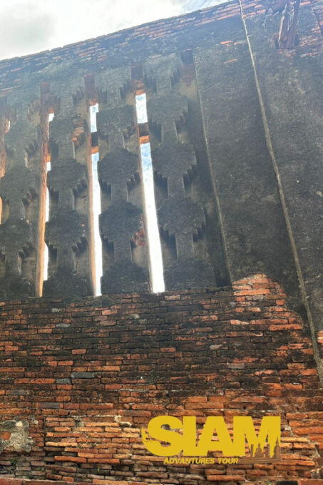 The Incredible Ayutthaya Ancient Temple Tour : From Bangkok - Accessibility and Age Restrictions