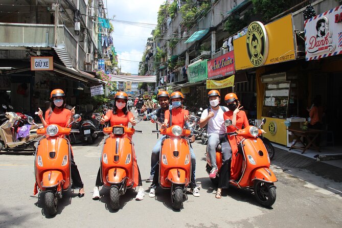 The Insiders Saigon With Female Ao Dai Riders Vespa 4,5 Hours - Traveler Reviews