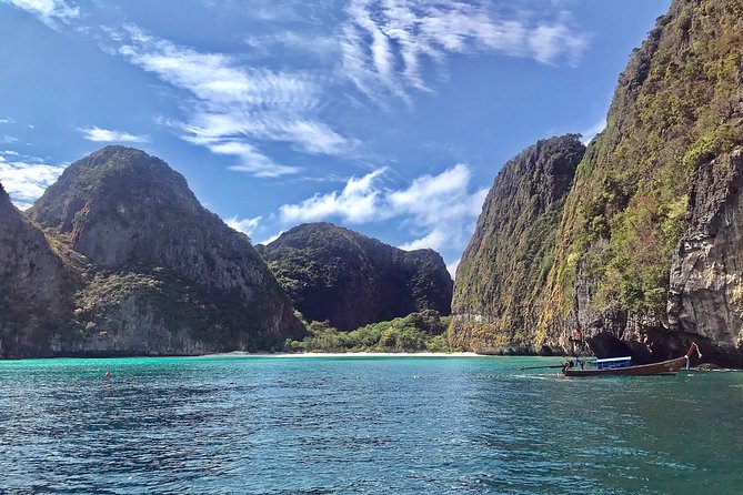 The Inviting Beauty of Phi Phi Islands - Thrilling Water-based Activities