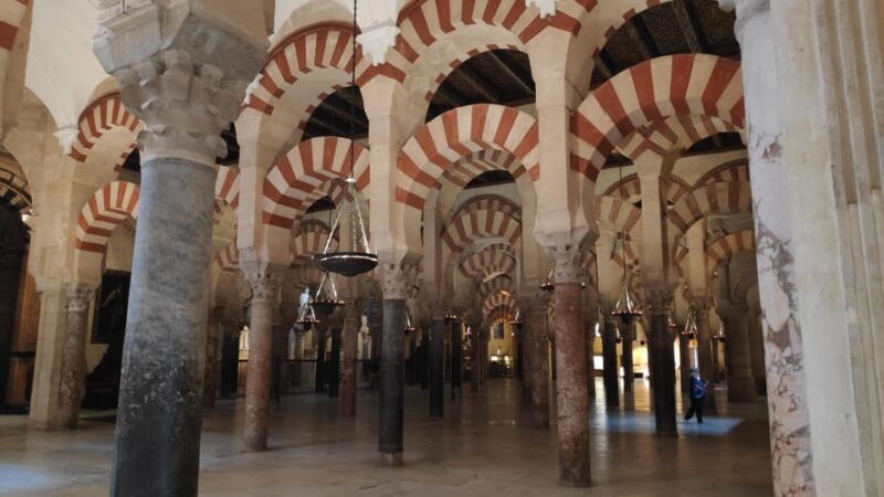 The Jewel of Cordoba: Mosque-Cathedral Guided Tour - Blend of Islamic and Christian Styles