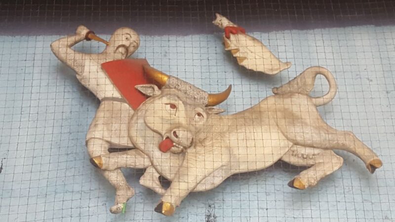 The Jigsaw of History Guided Walking Tour - Exploring the Hidden Royal Palace