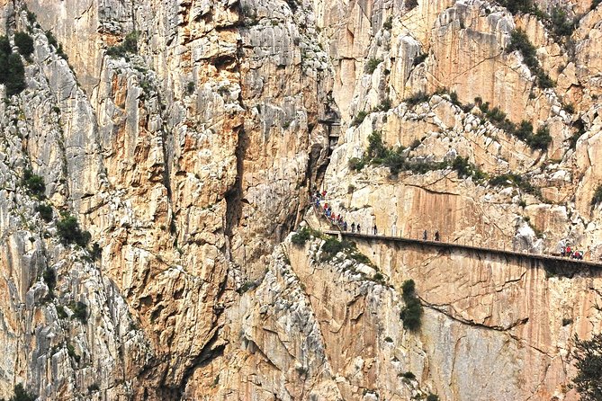 The King's Little Path - Scenic Gorges