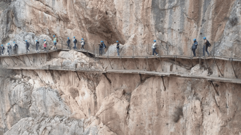The King's Path: Guided Tour From the Costa Del Sol - Key Points