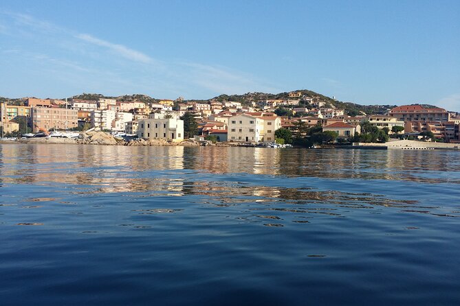 The La Maddalena Archipelago Comfort Boat Tour - Inclusions and Exclusions