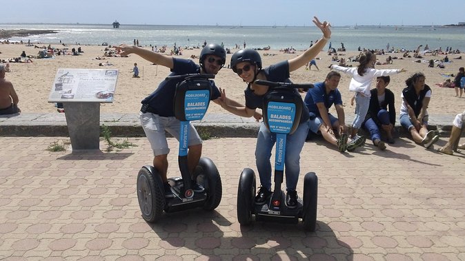 The La Rochelle Heritage Segway Tour - Admiring Limestone Structures