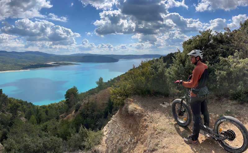 The Lakeside Panoramic Tour: Guided Electric Scooter Rides - Exploring the Provençal Landscapes