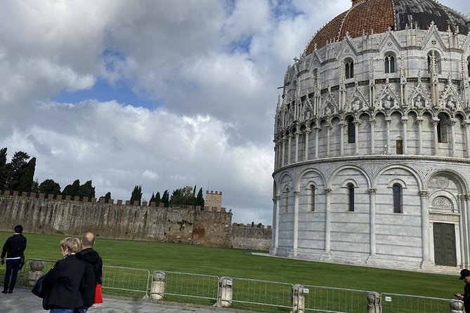 The Leaning Tower of Pisa and Renaissance Florence Private Tour From Tuscany - Scenic Views and Cultural Immersion