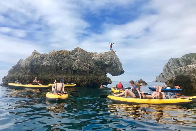 The Lisbon Kayak Day Tour (Transport & Picnic at Beach) - Included Amenities