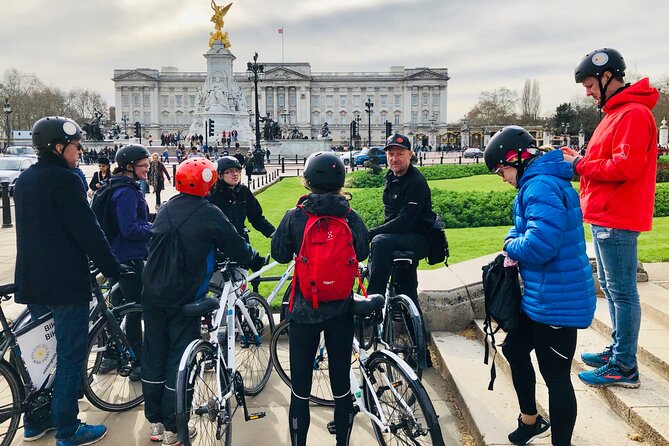 The London Landmarks. Morning Tour - Meeting and End Point