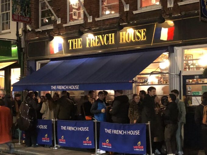 The London Literary Pub Crawl - Support for Current Creatives
